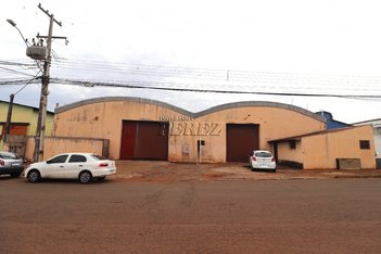 industrial em Avenida Luigi Amorese, Leonor - Londrina - PR