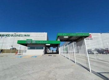 industrial em Avenida dos Estados, Parque Jaçatuba - Santo André - SP