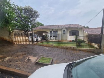 house em Avenida Alziro Zarur, Conjunto Residencial Ney Braga - Maringá - PR