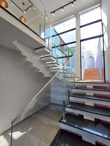 house em Rua Mariana Jaqueta Santos, Jardim Chácara dos Pinheiros - Botucatu - SP