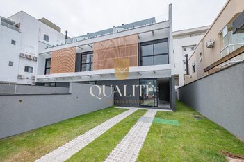 house em Rua Valmor Della Giustina, Ingleses do Rio Vermelho - Florianópolis - SC