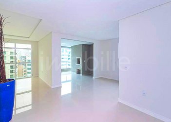 apartment em Rua 236, Meia Praia - Itapema - SC