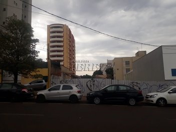 land_lot em Avenida Duque de Caxias, Centro - Londrina - PR