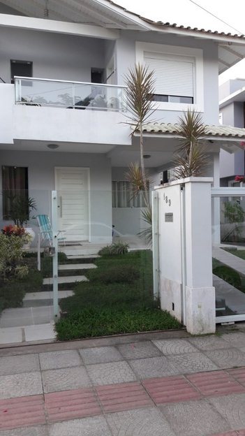 house em Rua João de Barro, Jurerê - Florianópolis - SC