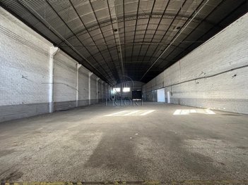 industrial em Avenida Baltazar de Oliveira Garcia, Sarandi - Porto Alegre - RS