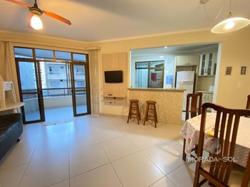 apartment em Rua 242, Meia Praia - Itapema - SC