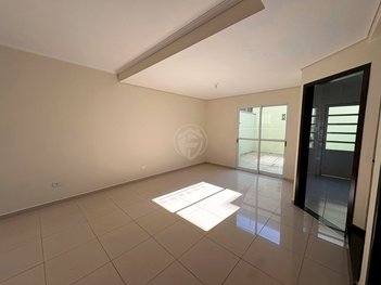 house em Rua Mário Mendes de Lara, Uberaba - Curitiba - PR