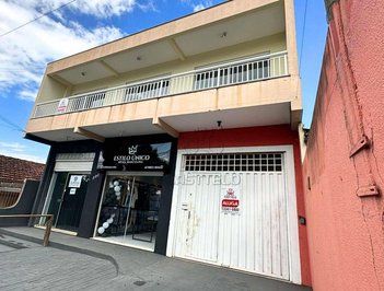 house em Avenida Presidente Eurico Gaspar Dutra, Conjunto Cafezal 1 - Londrina - PR
