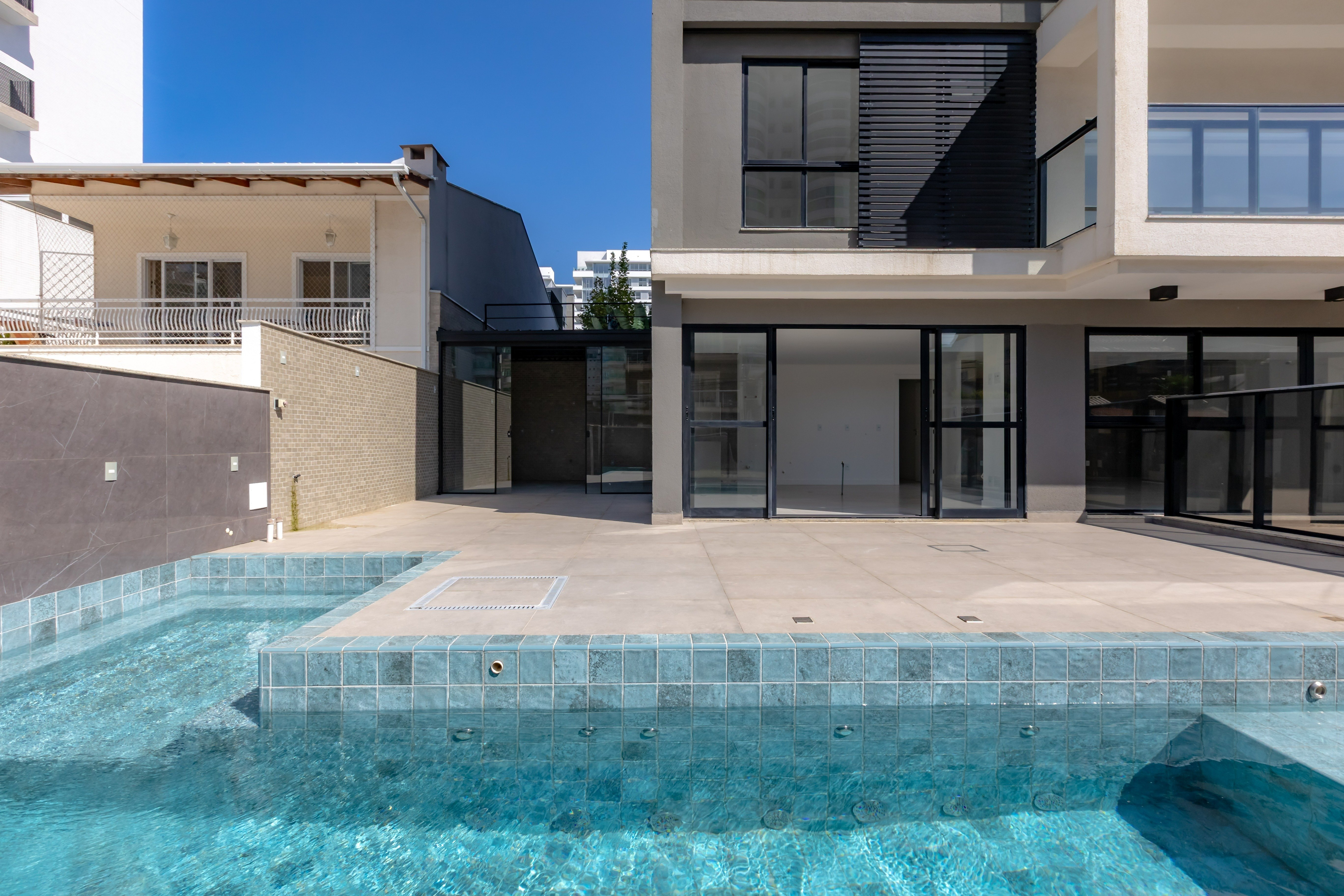 BRAVA_GARDEN_AP_101_019