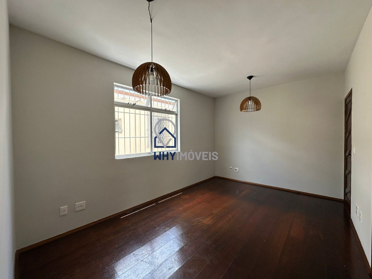 Apartamento com 2 quartos — Sagrada Família, Belo Horizonte