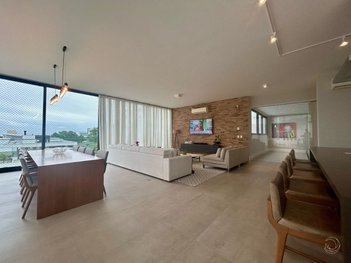house em Haroldo Soares Glavan, Cacupé - Florianópolis - SC