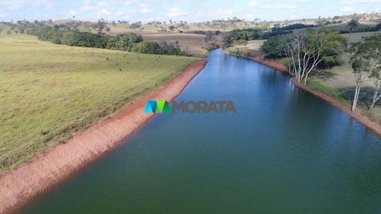 agricultural em Avenida Brasil, Centro - Patos de Minas - MG