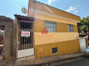house em Rua Clotilde de Morais, Centro - Varginha - MG