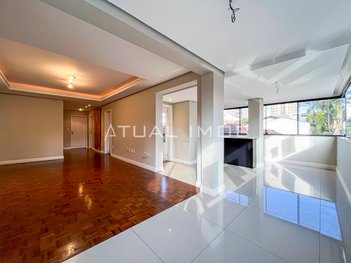 apartment em Rua Líbero Badaró, Passo da Areia - Porto Alegre - RS