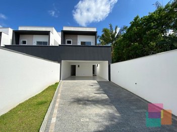 house em Rua Riachuelo, Bom Retiro - Joinville - SC