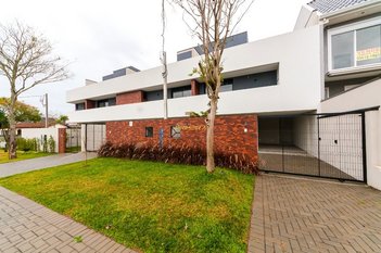 house em Rua São Carlos, Santa Felicidade - Curitiba - PR