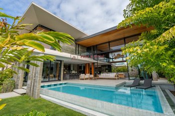 house em Rua dos Lambari-Guaçu, Jurerê Internacional - Florianópolis - SC