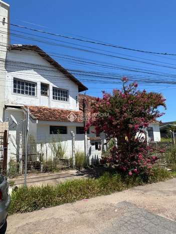 house em Rua Herbert Rhodenbuschu, Centro - Guaíba - RS