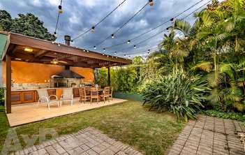 house em Praça Betione, Alto de Pinheiros - São Paulo - SP