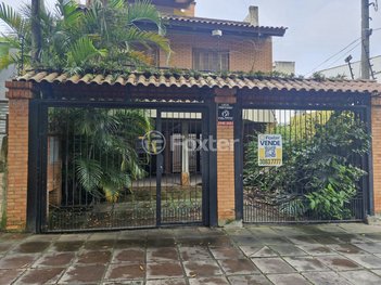 house em Travessa Serafim Terra, Jardim Botânico - Porto Alegre - RS