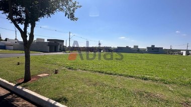 land_lot em Avenida Francisco Falvo, Residencial Samambaia - São Carlos - SP