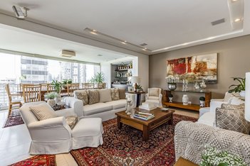 apartment em Rua Doutor Renato Paes de Barros, Itaim Bibi - São Paulo - SP