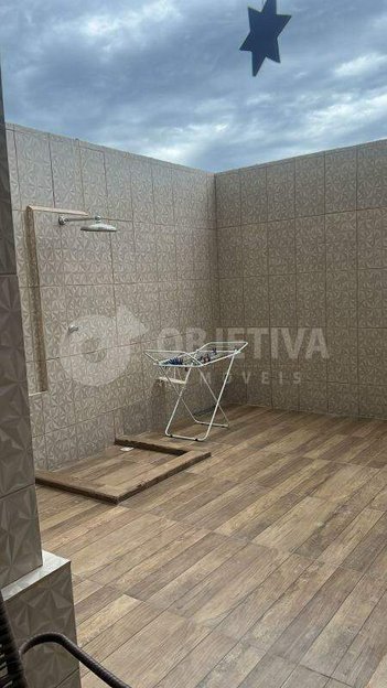 apartment em Rua Ruth Rocha, Minas Gerais - Uberlândia - MG