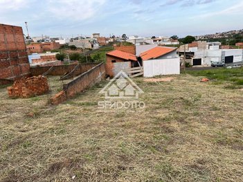 land_lot em Rua Oscar Guimarães, Lívia - Botucatu - SP