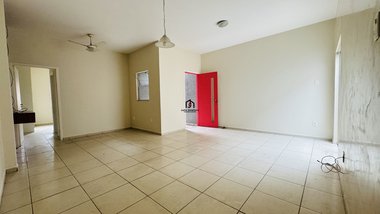 house em Rua Francisco José Monteiro Oliveira, Centro - Pindamonhangaba - SP