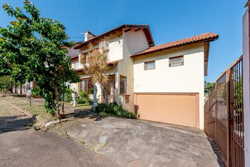 house em Rua Kyve T. Knijnik, Espírito Santo - Porto Alegre - RS