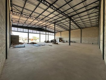 industrial em Avenida Independência, Independência - Aparecida de Goiânia - GO