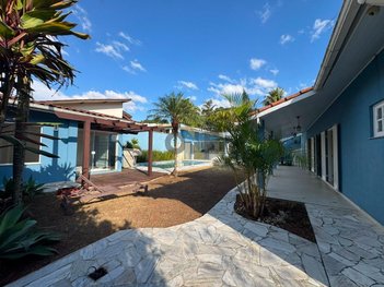 house em Avenida Vasco Massafeli, Jardim Maria Tereza - Cotia - SP