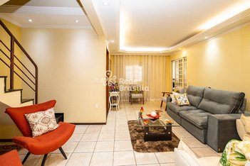 house em QE 19 Conjunto C, Guará II - Brasília - DF