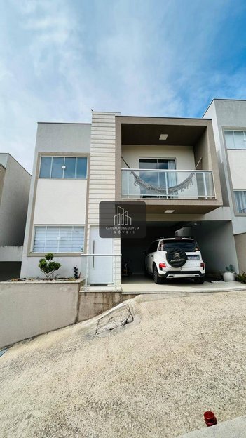 house em Rua Santo Quirino, Jardim Vitória V - Poços de Caldas - MG