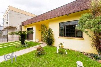 house em Rua Leite de Castro, Jardim Itu-Sabará - Porto Alegre - RS