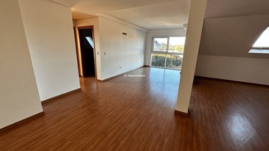 apartment em Mirico Leobet, Avenida Central - Gramado - RS