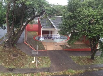 house em Rua Flausina Francisca de Souza, Vila Santa Izabel - Maringá - PR