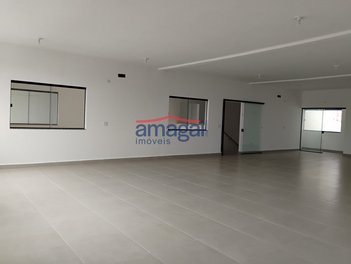 commercial_building em Nicola Capucci, Cidade Jardim - Jacareí - SP