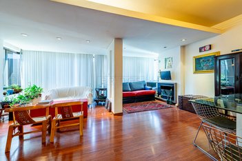 apartment em Rua Coronel Aurélio Bitencourt, Rio Branco - Porto Alegre - RS