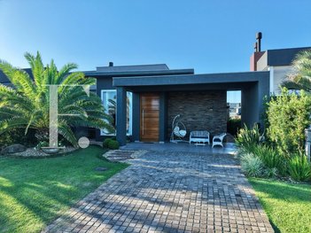 house em Avenida Diamante, Rainha do Mar - Xangri-Lá - RS