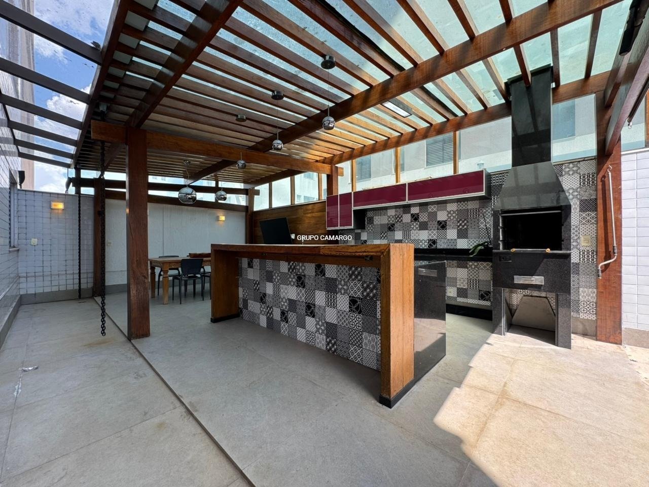 Apartamento com 3 quartos — Sagrada Família, Belo Horizonte