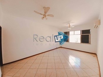 apartment em Rua da Matriz, Botafogo - Rio de Janeiro - RJ