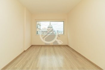 apartment em Rua Duque de Caxias, Centro Histórico - Porto Alegre - RS