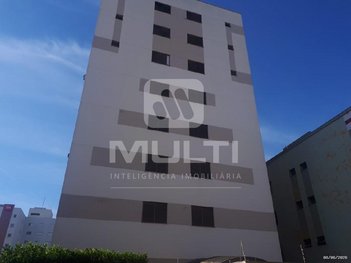 apartment em Rua Luíza de Jesus, Saraiva - Uberlândia - MG