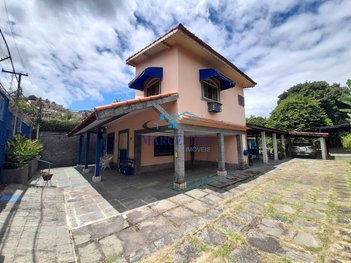 house em Rodovia Doutor Rubéns Tramujas Mader, Penedo - Itatiaia - RJ