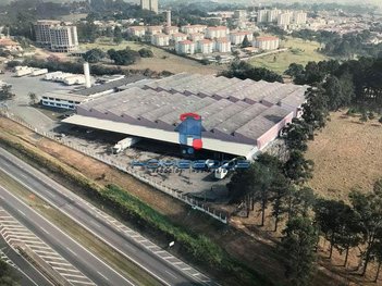industrial em Rodovia Dom Gabriel Paulino Bueno Couto, Medeiros - Jundiaí - SP