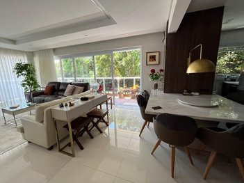 apartment em Rua das Piraúnas, Jurerê Internacional - Florianópolis - SC