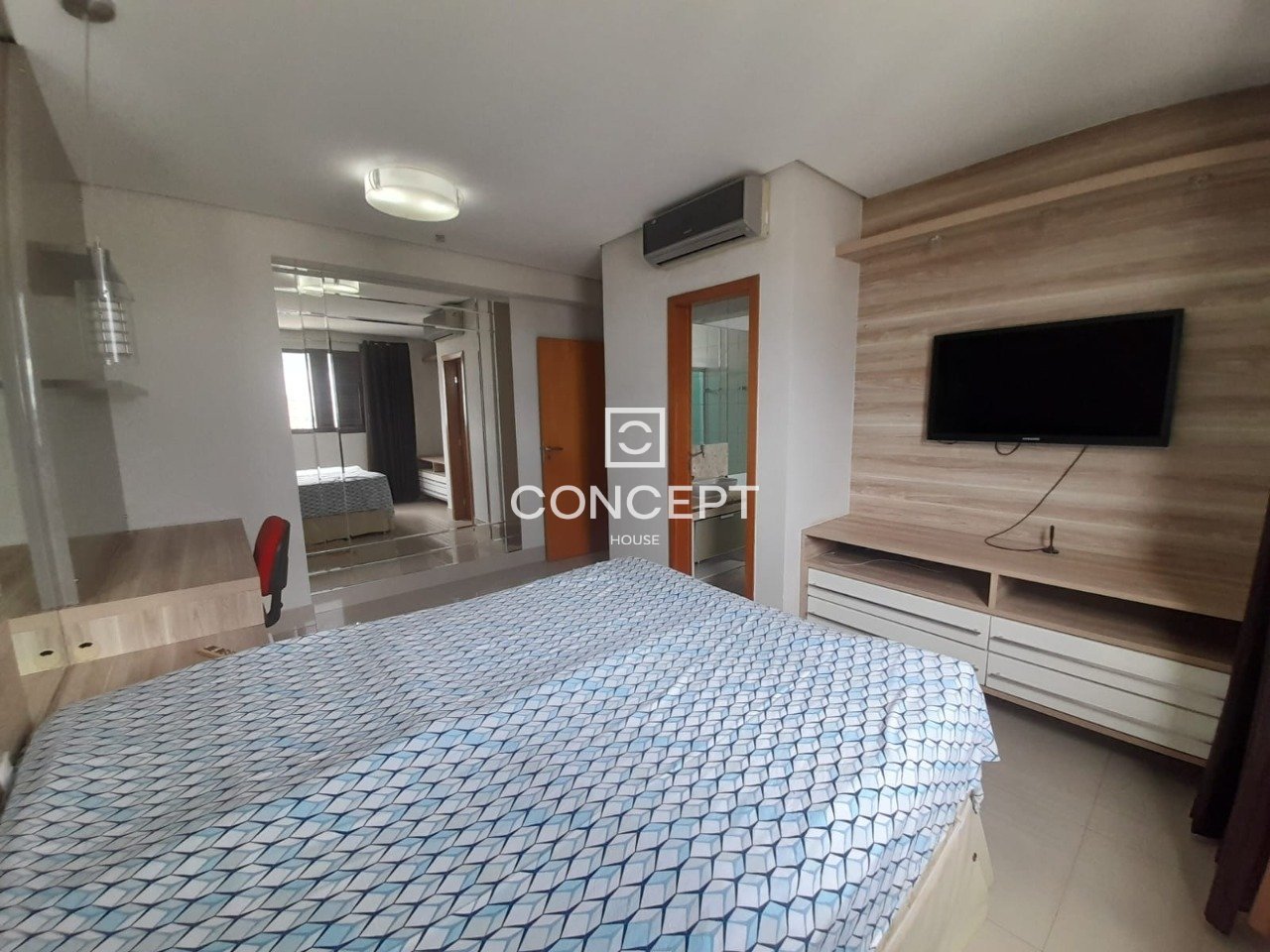 WhatsApp Image 2025-10-28 at 14.18