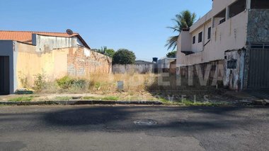 land_lot em Rua Madri, Tibery - Uberlândia - MG