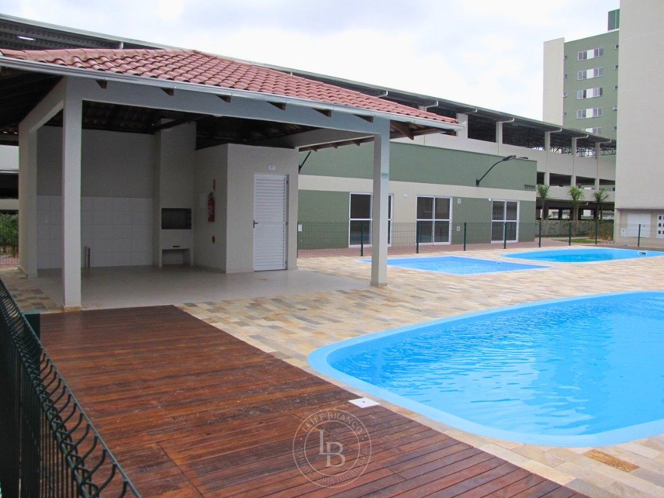 02 Apartamento _ Venda _ Santo Antônio _ Joinville _ Santa Catarina _ Piscina com Quiosque
